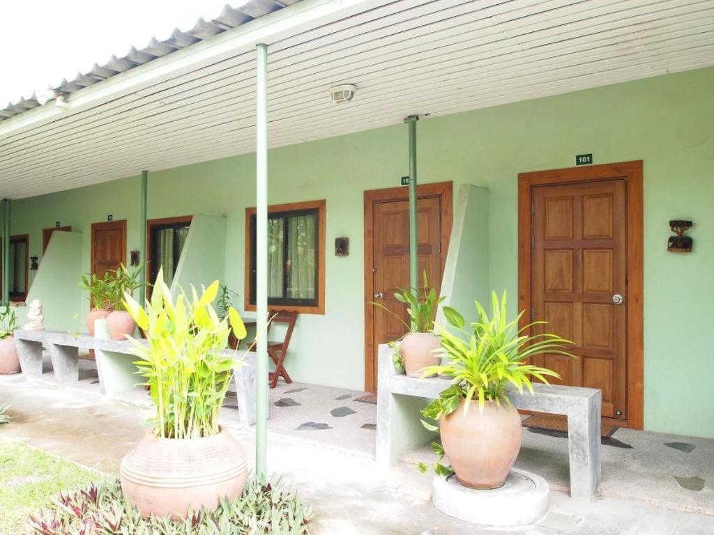 Baan Sala Lung Dam 3* Bophut