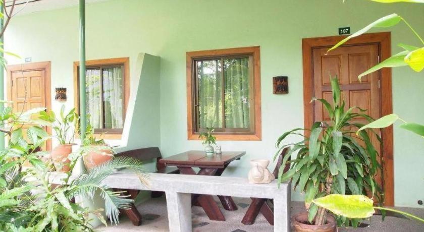 Hotel Baan Sala Lung Dam Bophut
